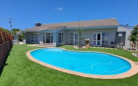 Southern Suburbs Stays